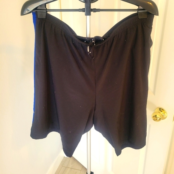 Men's Nike Shorts Size L - Picture 1 of 5